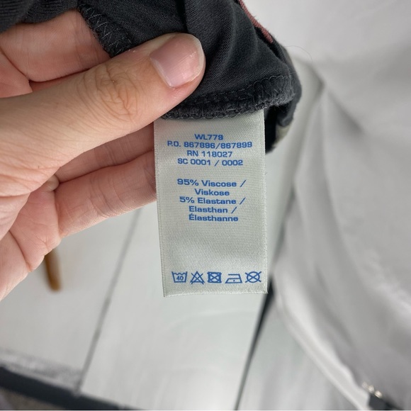 Boden Gray Leaf Print Three Quarter Sleeve Mini Dress - Picture 7 of 7